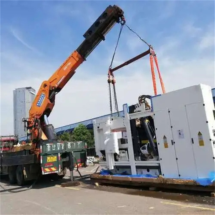 高州附近小吊车联系方式|8-16吨|本地及时服务